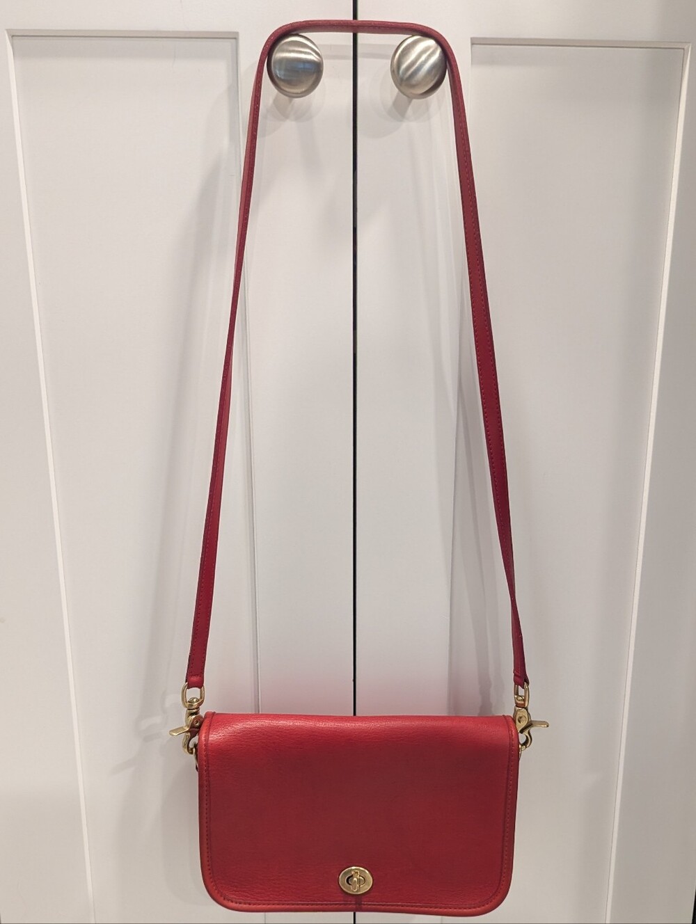 ♥️ Red Vintage Pocket Purse #9755 - Picture 3 of 15